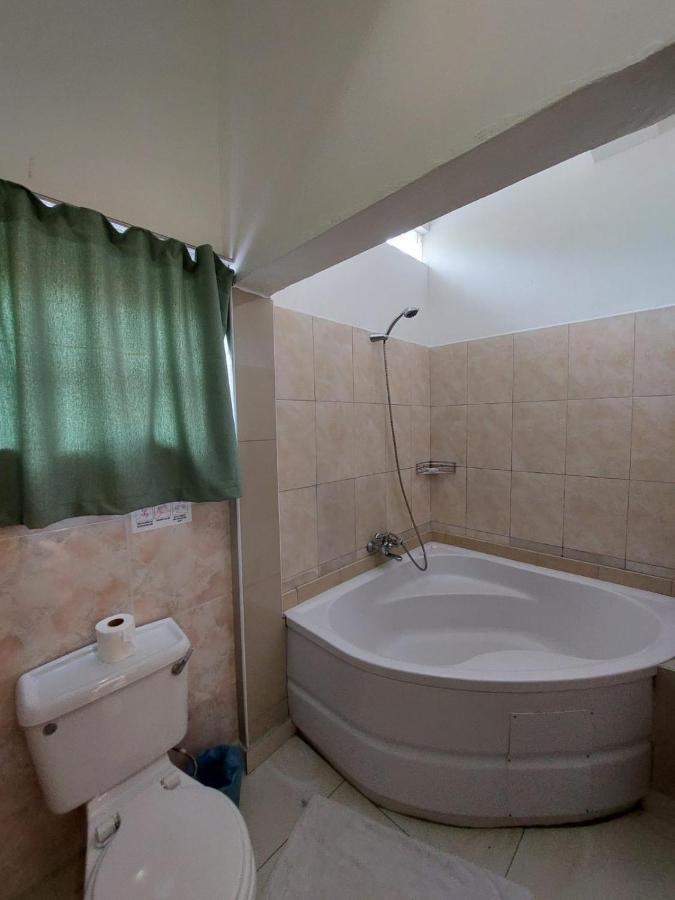 Beau Vallon Villa Self Catering With Pool Eksteriør bilde