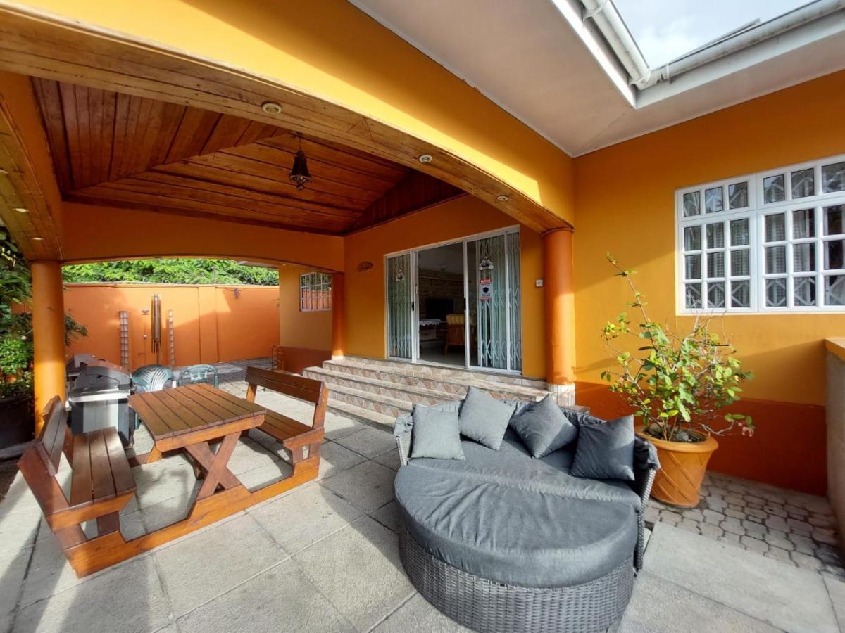 Beau Vallon Villa Self Catering With Pool Eksteriør bilde