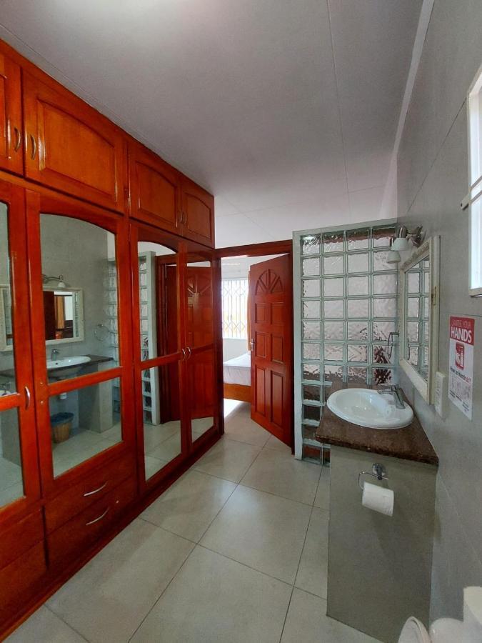 Beau Vallon Villa Self Catering With Pool Eksteriør bilde
