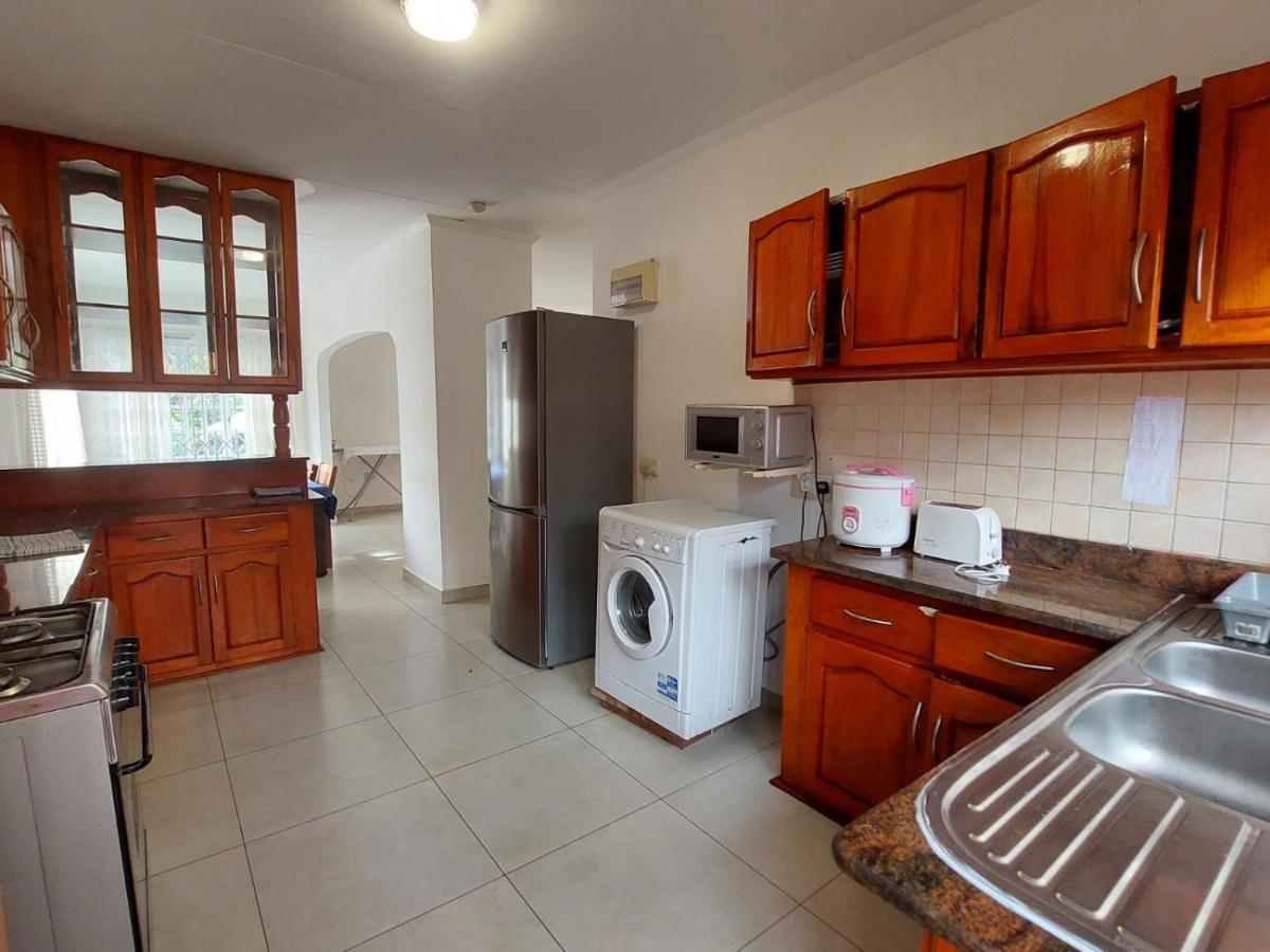 Beau Vallon Villa Self Catering With Pool Eksteriør bilde