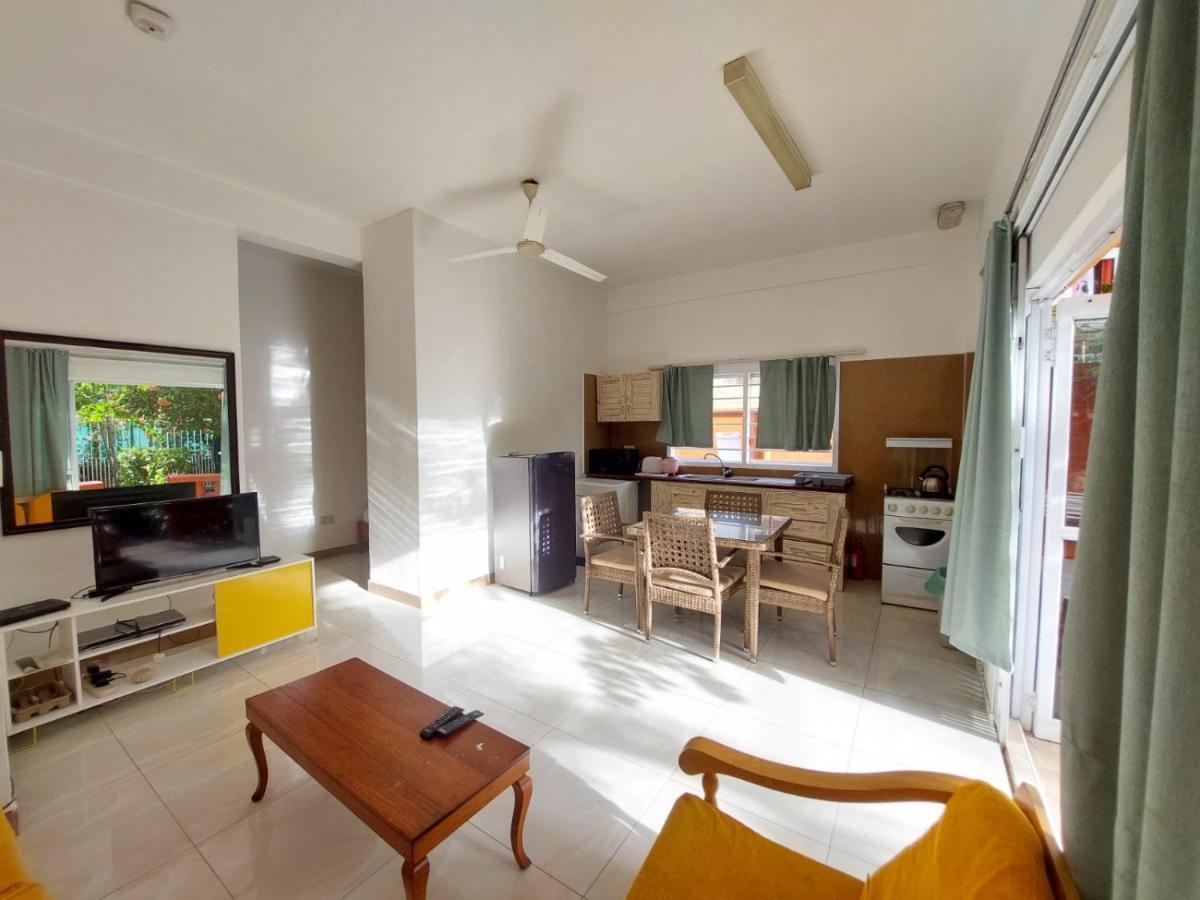 Beau Vallon Villa Self Catering With Pool Eksteriør bilde